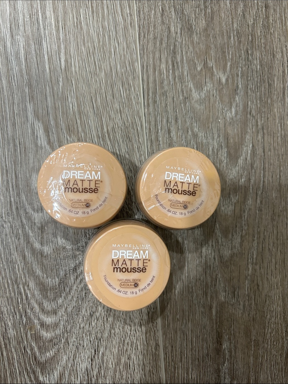 New 3X Maybelline Dream Matte Mousse Foundation - Natural Beige (Firm price )